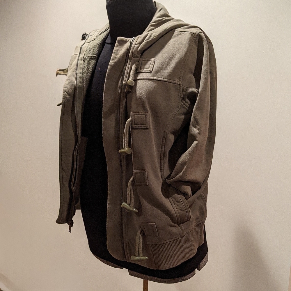 Sonoma Lifestyle Vintage Women's Hooded Jacket in Dusty Olive Green Size L - Picture 2 of 8